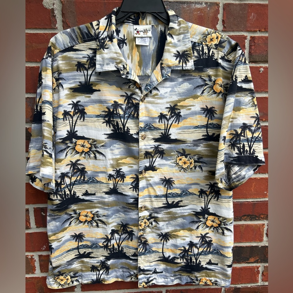 Walt Disney World Short Sleeve Button Down Hawaiian Large Camp Shirt Mickey E7